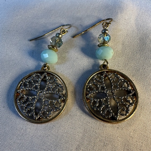 Filigree silver and goldtone drop mandala style earrings - Picture 2 of 5